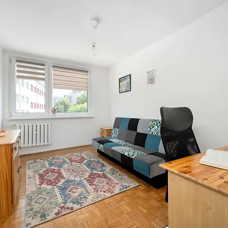 Apartman Spacious For Friends With Balcony & Workspace By Renters Wrocław